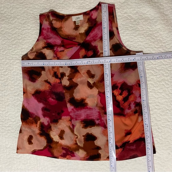 Ann Taylor Loft Ruffle Front Sleeveless Shirt | Size XL | Red-Pink-Orange-Black - Picture 4 of 9